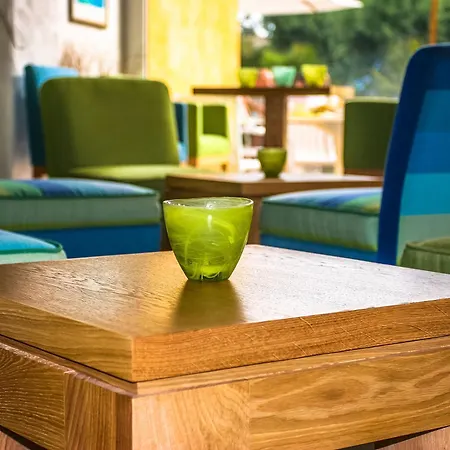 La Caravelle カルヴィ