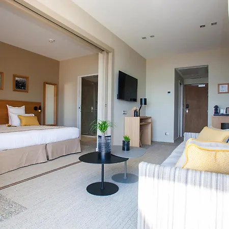 La Caravelle 3* カルヴィ