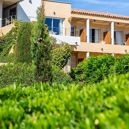 ホテル La Caravelle