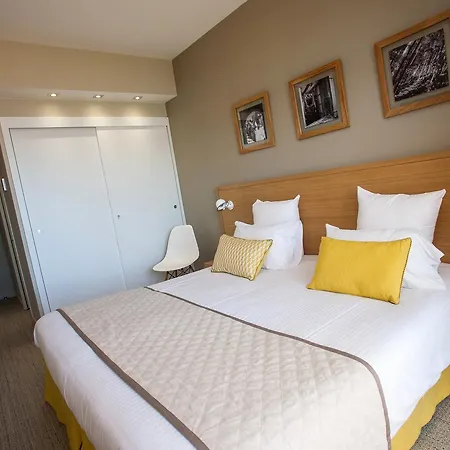 ホテル La Caravelle