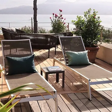 ホテル La Caravelle 3*