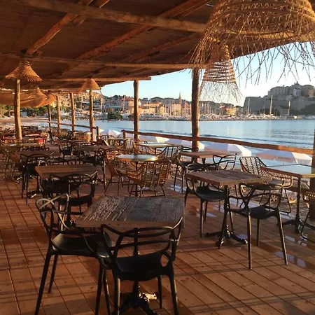 La Caravelle 3* Calvi (Corsica)