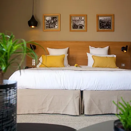 La Caravelle Hotel Calvi (Corsica)