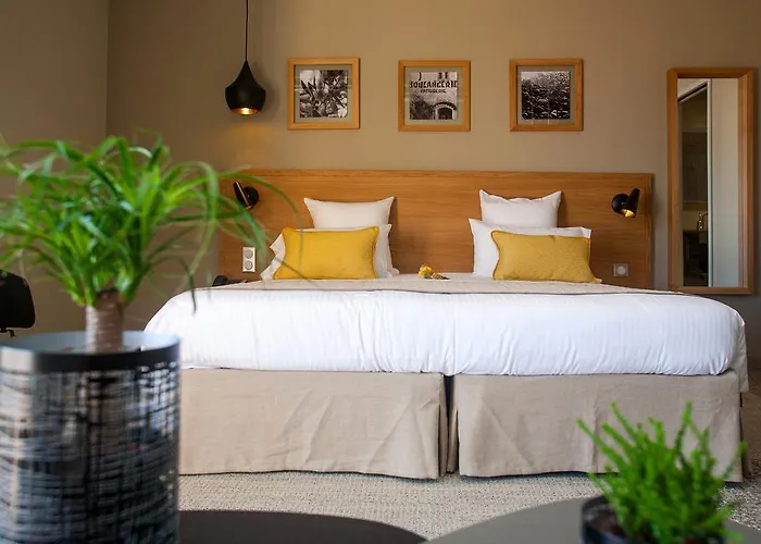 La Caravelle Hotel Calvi (Corsica)